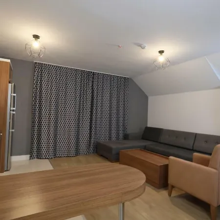 Sherwood Suites 度假居 *
